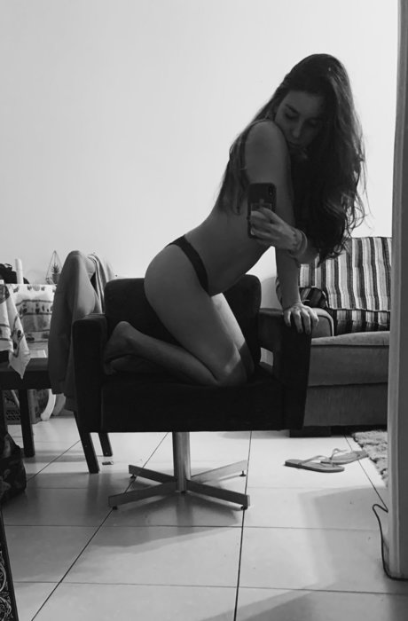 Pepicia pornstar naked picture