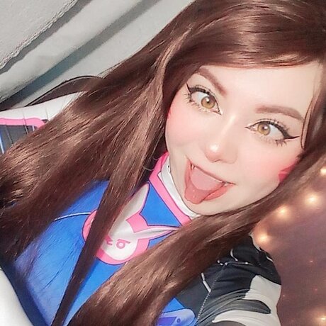 Sweetmoon UwU pornographic model photo