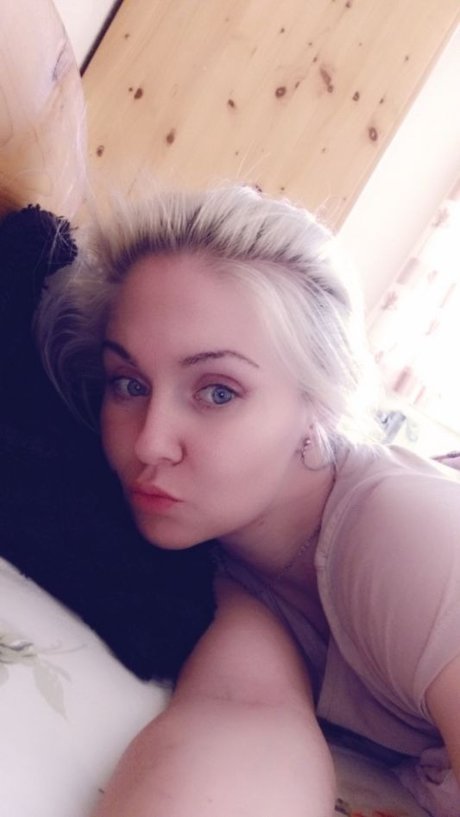 Deea Blonda nudes model archive