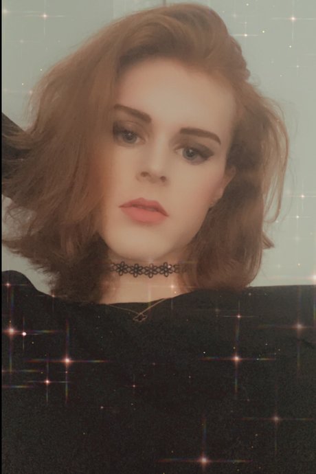 Amber Hart free star pic