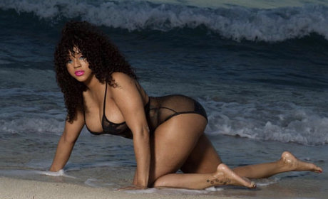 Absolutelyamber naked star img