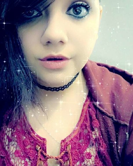 Brooklynn Painter model nice pic