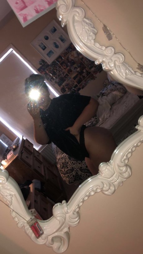 _tay art actress galleries