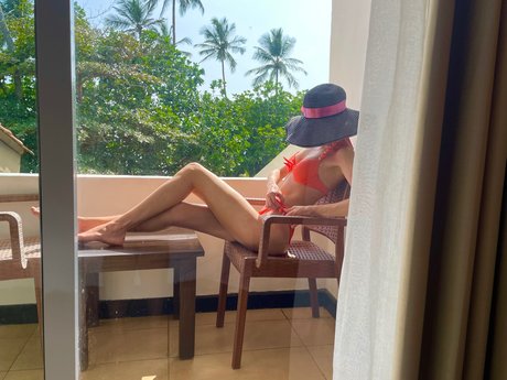 ElenaNaturalBeauty hd model photos