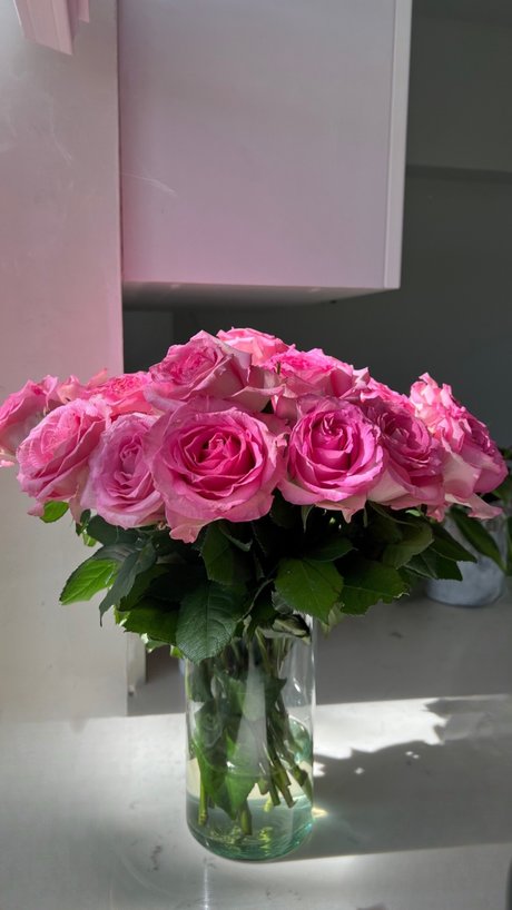 _Giselle Hart FREE PAGE_ pretty pornstar photo