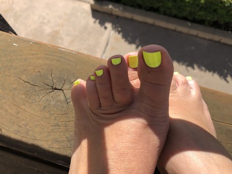 Tip Toe Time best model photo