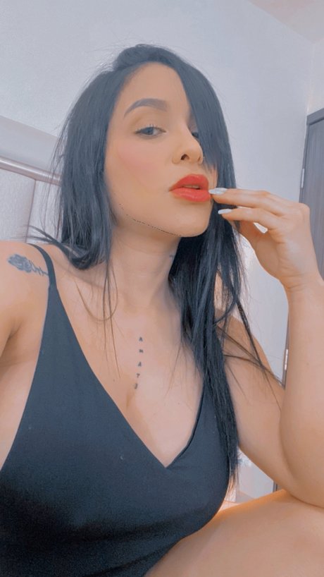 EnverlynMorales nudes model pics