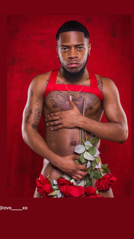 YaFavMonth nudes model image