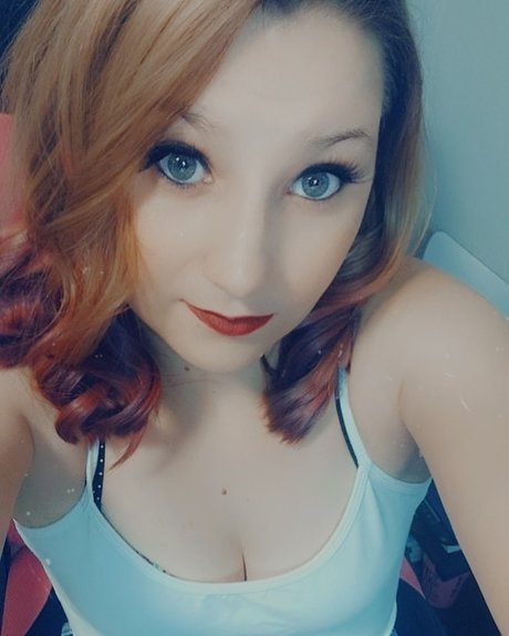 18 year old onlyfans beautiful naked photos