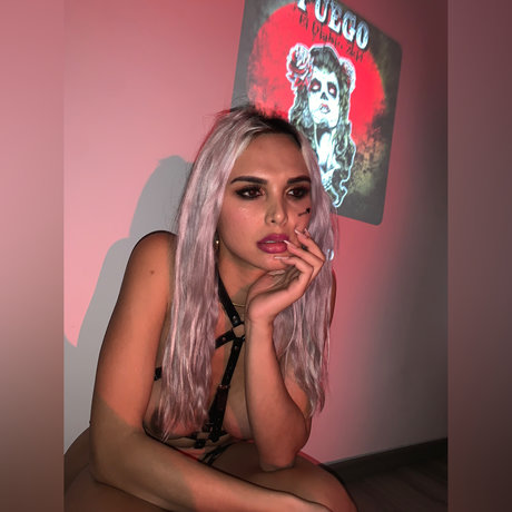 TS MODEL Chilean star photos