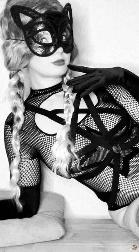 Sinful Sloth Slut she her_ naked actress galleries