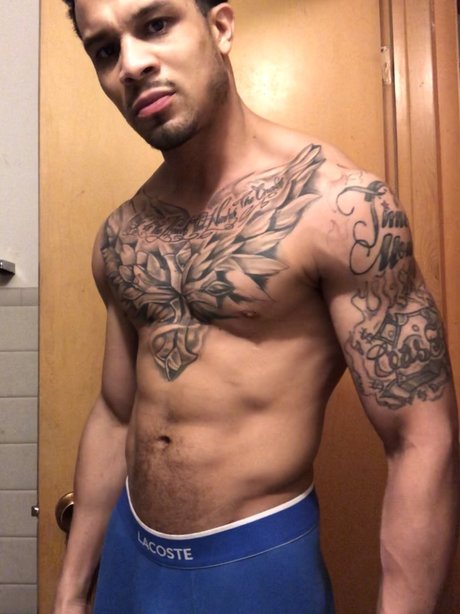 Immanuel star nude photos