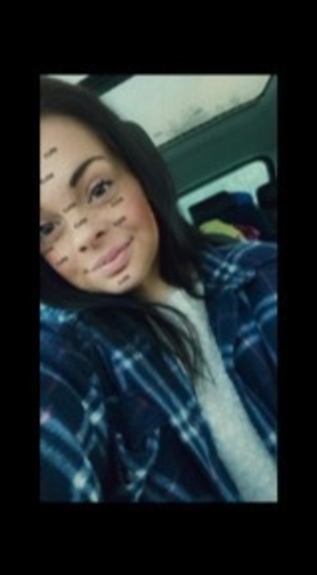 Viivi model pretty img