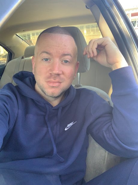 SelfmadeOfficial free model picture