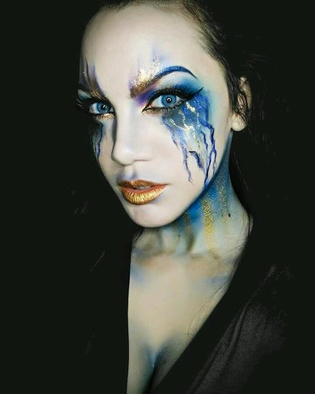 Sarah Obscura pornographic star pictures