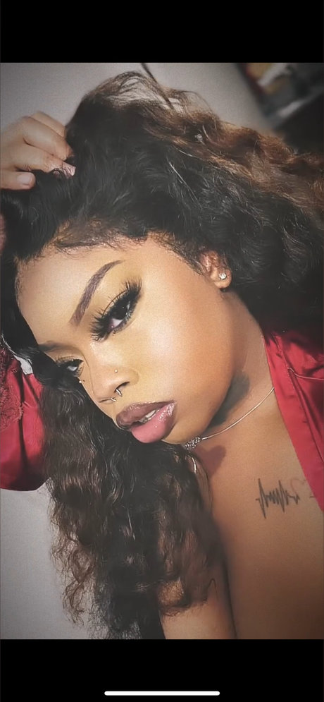 Prettyassmaniacc model porn img