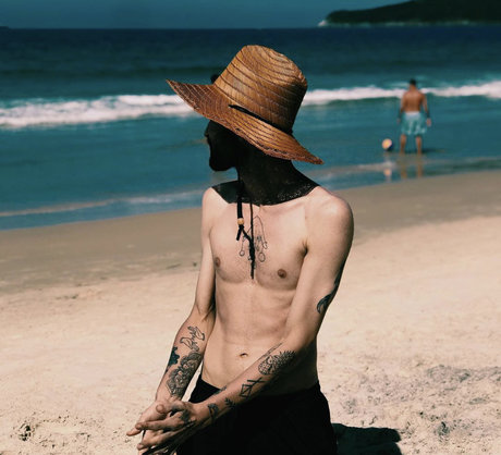 uncut onlyfans hot porn gallery