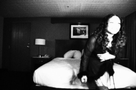 _MookieBee_ model nice photo