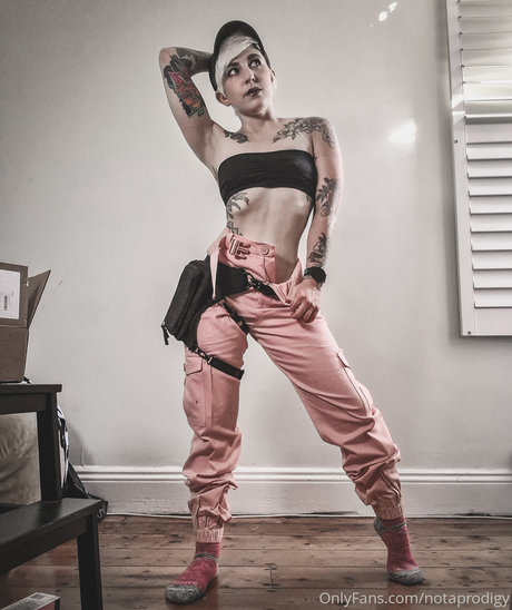 cougars onlyfans adult pics