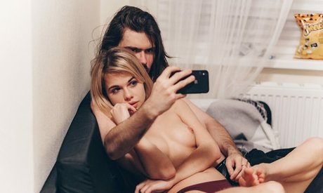 Alexandra Smelova hot actress photos