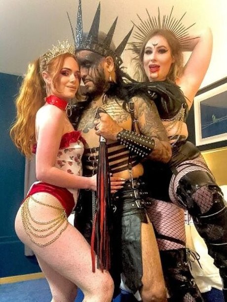 famous nude onlyfans hot porn archive