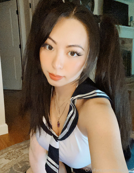 Lindabooxo pornographic actress image