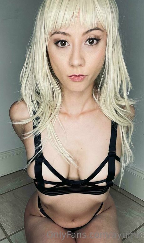 Ayumikichi model hd picture