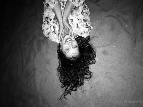 skinny blonde milf onlyfans sexy naked img