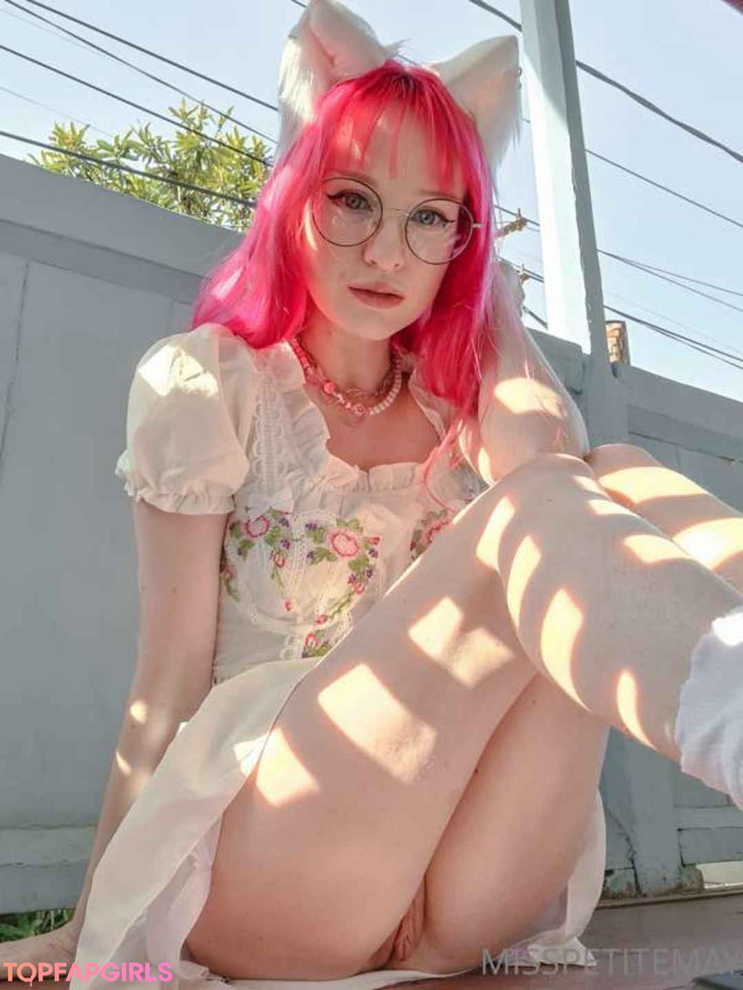 Petite May Free Fansly erotic pornstar photo