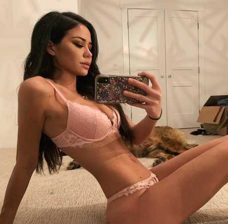 leather leggings onlyfans naked picture