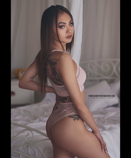 CathieCee sexy pornstar photos