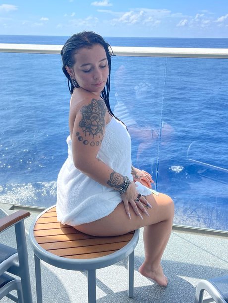 asian feet onlyfans free naked pictures