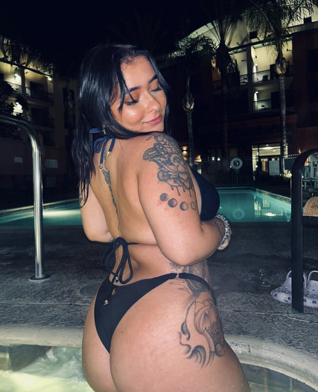 influencer girls onlyfans erotic archive