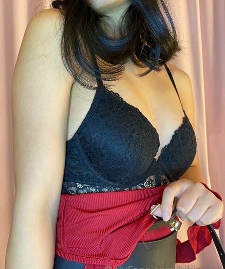 kikipearl exclusive pornstar images