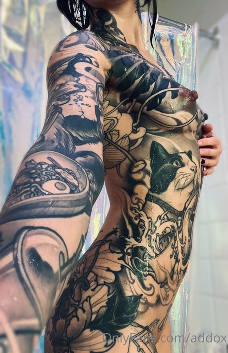 Addox naked actress img