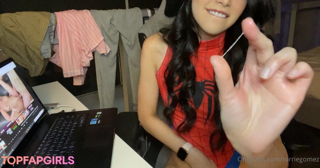 RorrieGomez star xxx picture