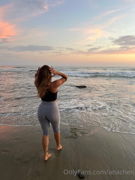 famous ladyboy onlyfans nude picture