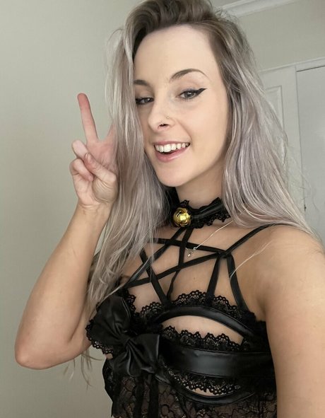 Catsefiro high quality actress picture