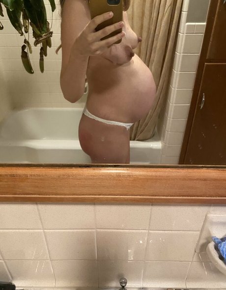 Lillyvig nude model photos