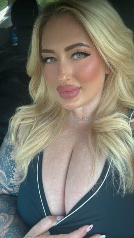 Miss Thick N Tatted sex actress img