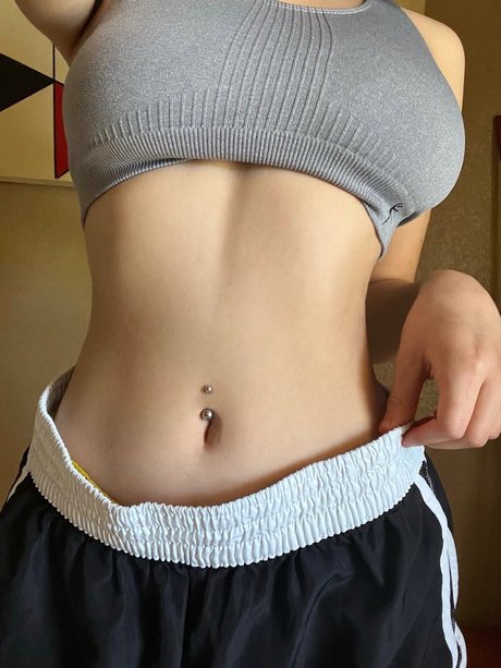 d00mlee model erotic image