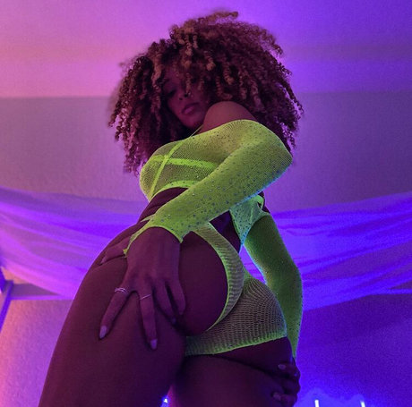 arab babe onlyfans art xxx galleries