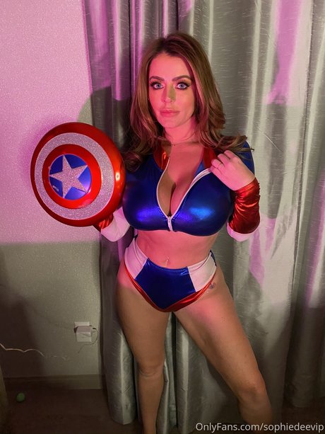 Sophie Dee beautiful star pics