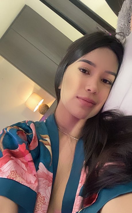 Emily Ortiz beautiful actress pic