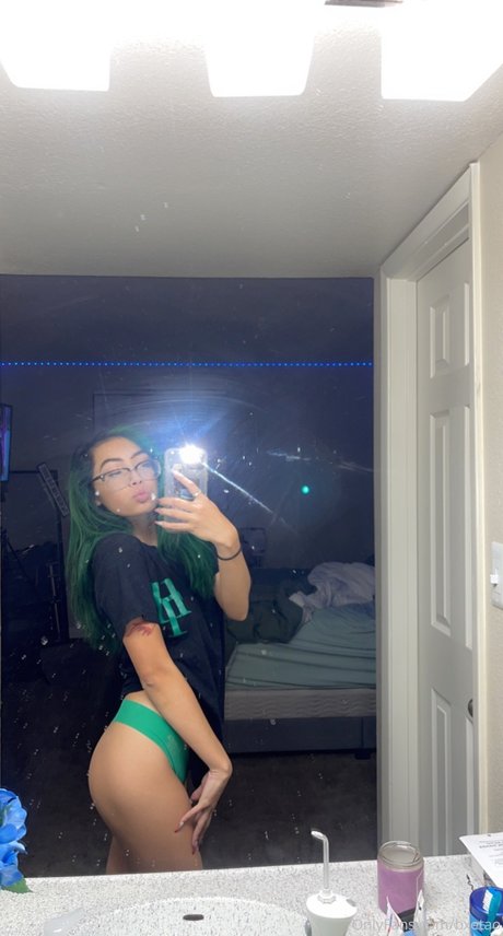 Jxcryn model exclusive photo