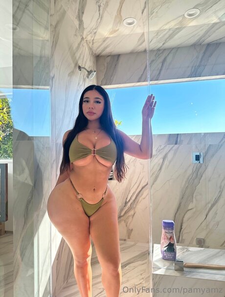 Pamyamz erotic pornstar pictures