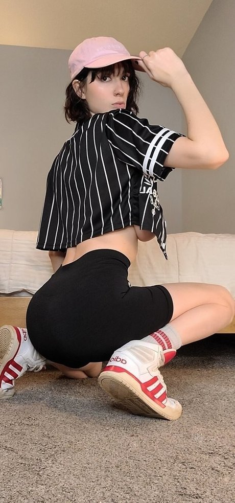 tallgirl onlyfans hot nude pictures