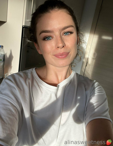 alinasweetness pornstar art photo