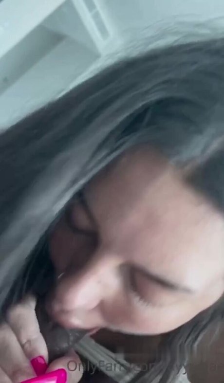 ayyyejae star nudes pic