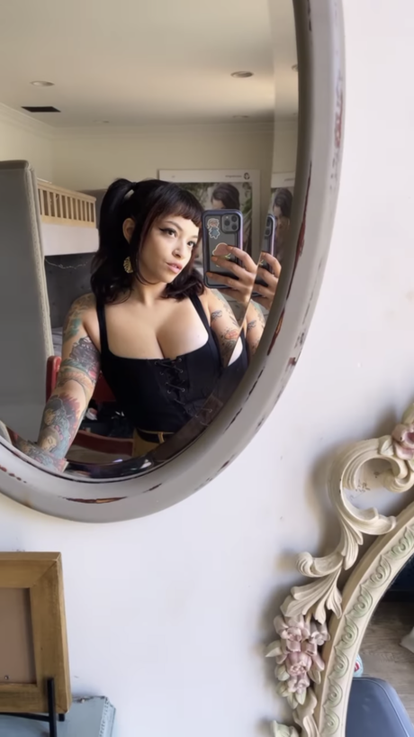 Lua stardust nude model archive